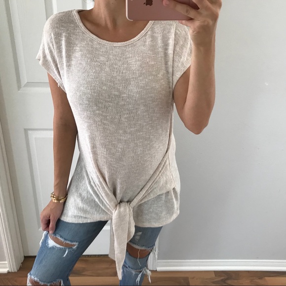 Mrsalliexo Tops - NOT AVAILABLEEE